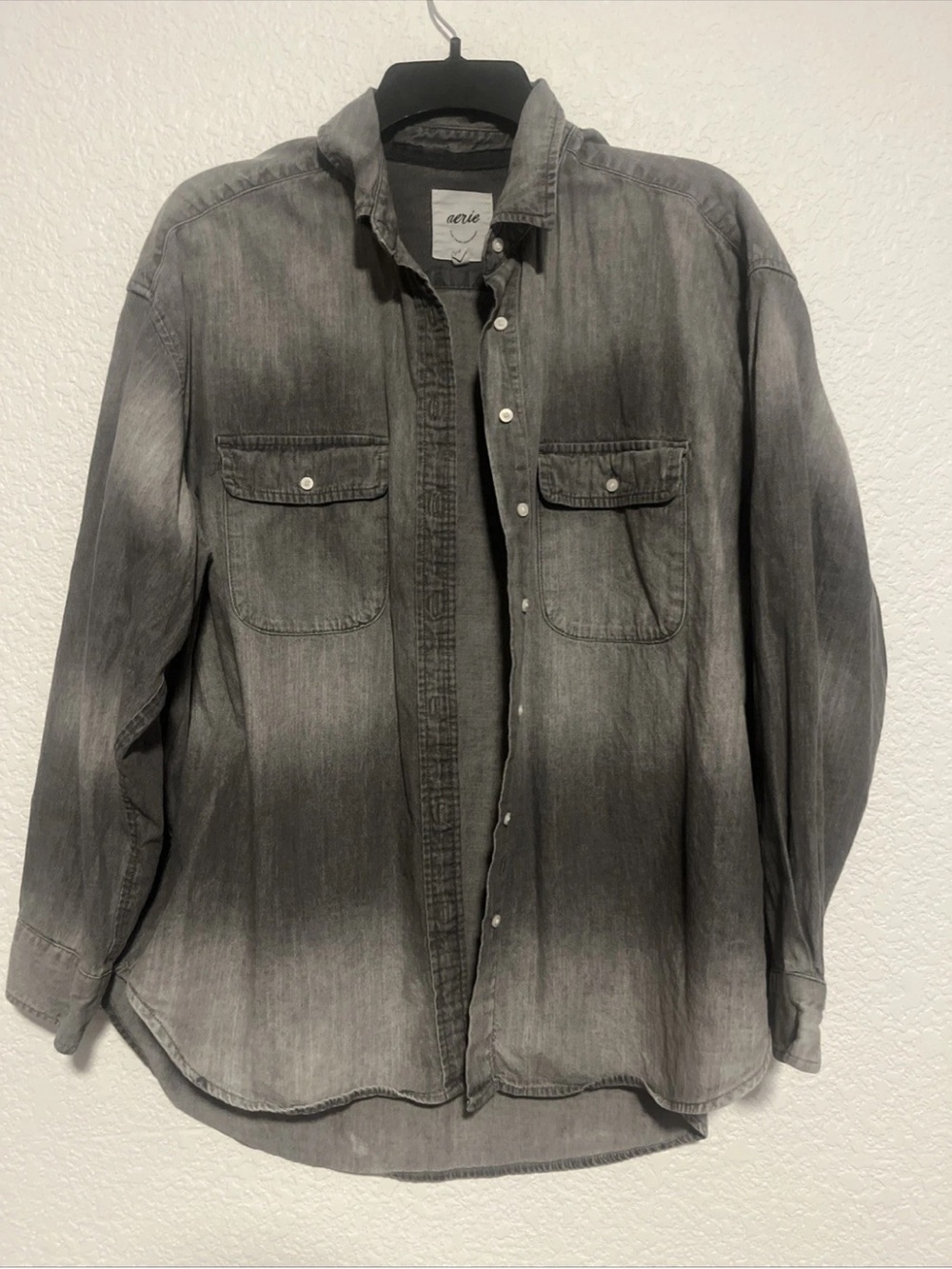 Aerie Anytime Fave Oversized Graphite Gray Washed Denim Shirt Unisex Size Small